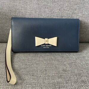 Kate Spade Baldwin Street wristlet